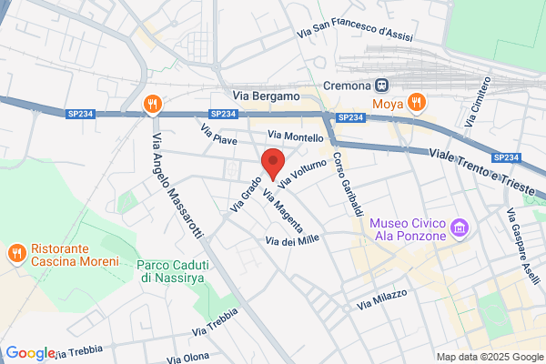 Scuole Pubbliche / Scuole Per Linfanzia / castello